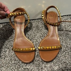 Valentino Garavani 60mm Rockstud No Limit